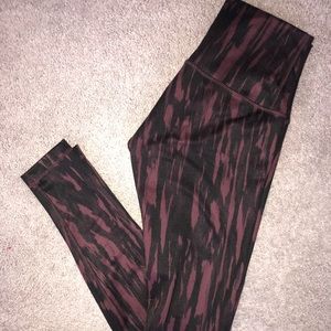 Lulu lemon Wunder high rise tights
